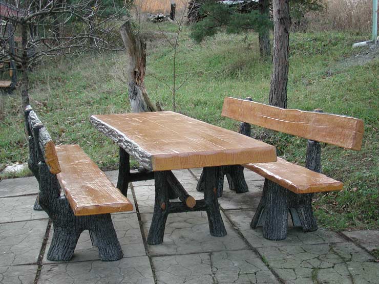 Fintolegno per arredo giardino
