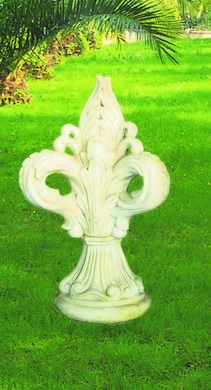Terminali in cemento bianco per arredo giardino
